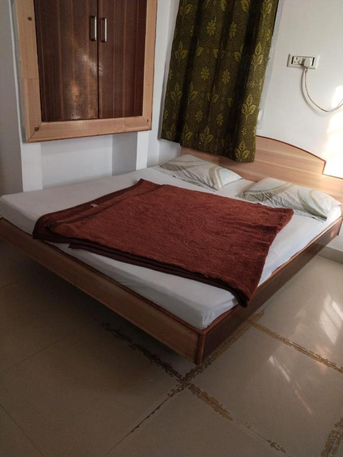 Hotel Aashiyana & Restaurant, Chittorgarh Exterior photo