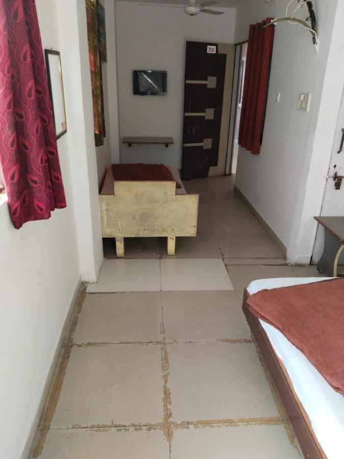 Hotel Aashiyana & Restaurant, Chittorgarh Exterior photo