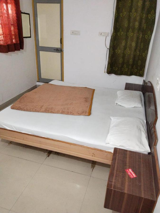 Hotel Aashiyana & Restaurant, Chittorgarh Exterior photo
